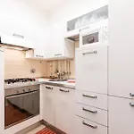 Lungotevere Aventino House